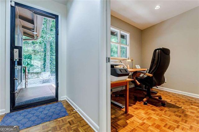 1860 Meredith Drive NW, Atlanta, GA 30318