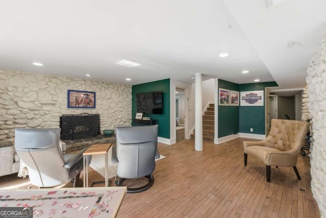 1860 Meredith Drive NW, Atlanta, GA 30318