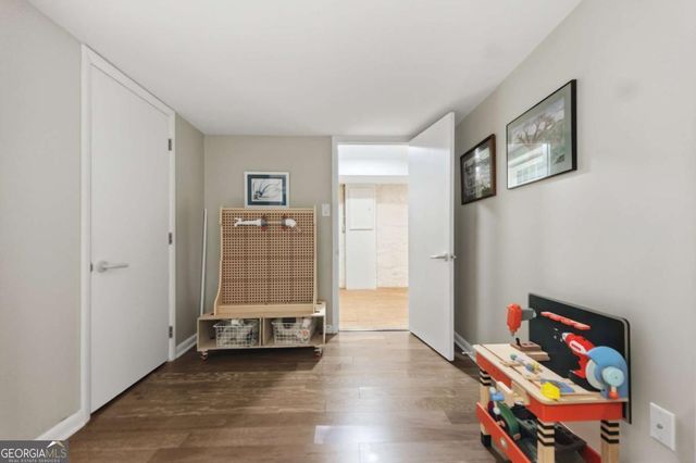 1860 Meredith Drive NW, Atlanta, GA 30318