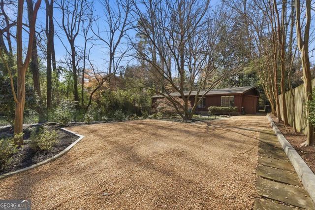 1860 Meredith Drive NW, Atlanta, GA 30318