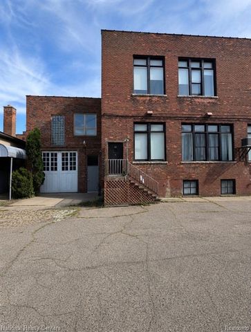 17 W Lawrence 2D, Pontiac, MI 48342