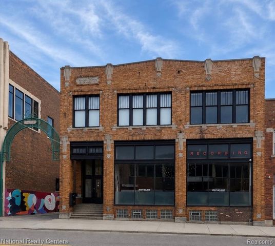 17 W Lawrence 2D, Pontiac, MI 48342