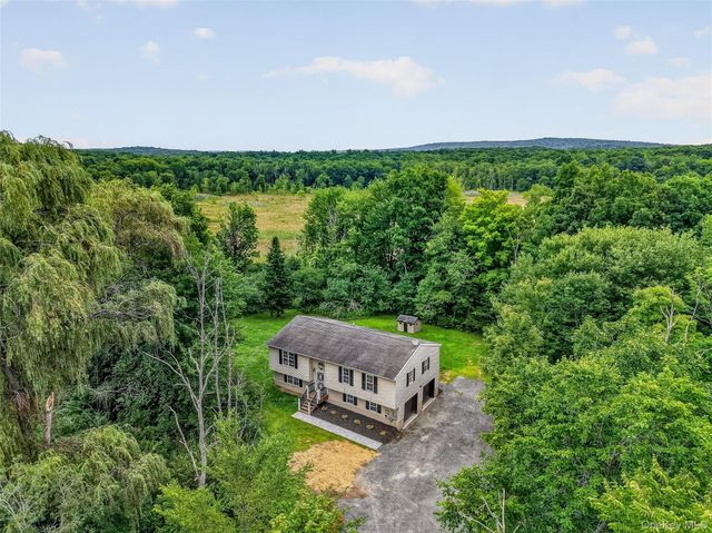 694 State Route 32, Wallkill, NY 12589