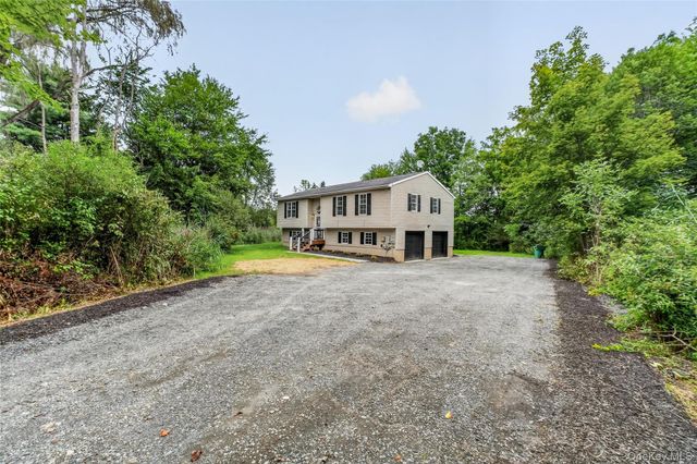 694 State Route 32, Wallkill, NY 12589