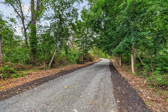 694 State Route 32, Wallkill, NY 12589