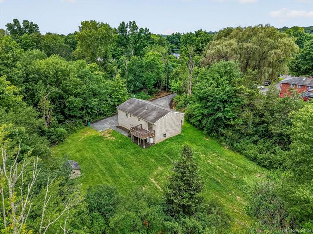694 State Route 32, Wallkill, NY 12589
