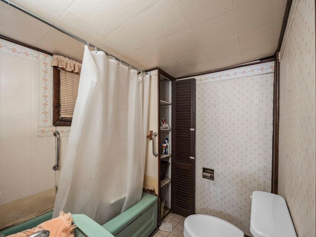 721 California Avenue E, Saint Paul, MN 55106