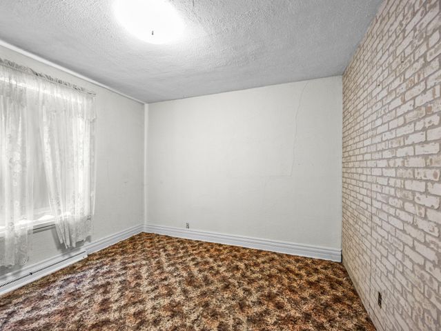 721 California Avenue E, Saint Paul, MN 55106