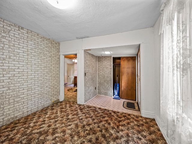 721 California Avenue E, Saint Paul, MN 55106