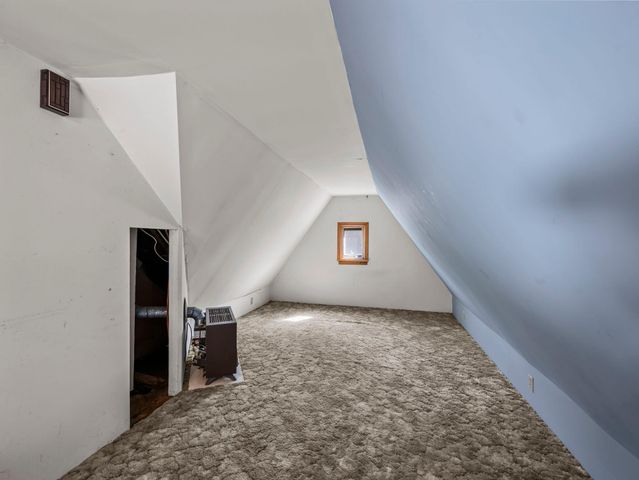 721 California Avenue E, Saint Paul, MN 55106