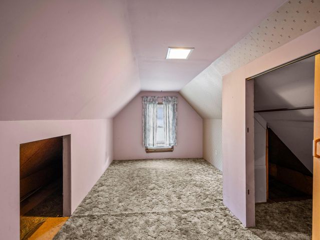 721 California Avenue E, Saint Paul, MN 55106