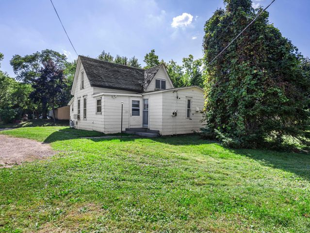 721 California Avenue E, Saint Paul, MN 55106