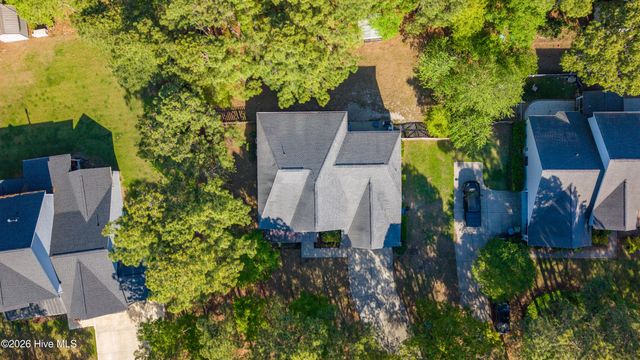 221 Mimosa Drive, Sneads Ferry, NC 28460