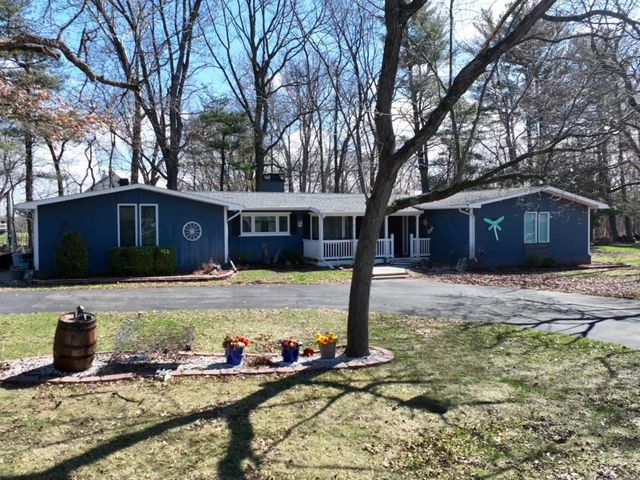 523 S Western Heights Loop, Monticello, IN 47960