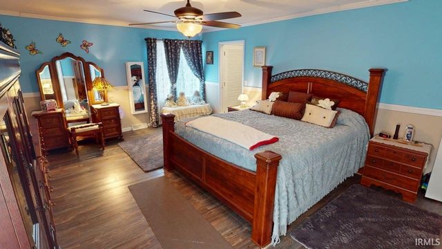 523 S Western Heights Loop, Monticello, IN 47960