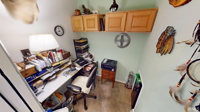 523 S Western Heights Loop, Monticello, IN 47960