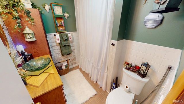 523 S Western Heights Loop, Monticello, IN 47960