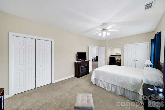 8368 Windsor Ridge Drive, Charlotte, NC 28277