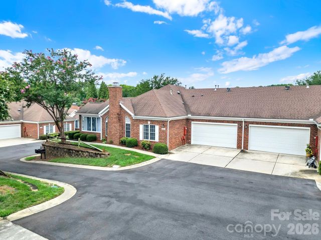 8368 Windsor Ridge Drive, Charlotte, NC 28277