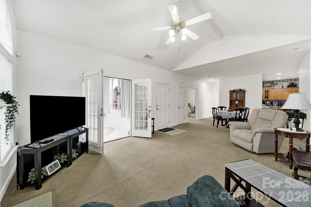 8368 Windsor Ridge Drive, Charlotte, NC 28277