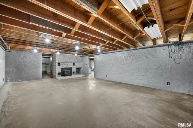 705 S 1ST Avenue, Morton, IL 61550