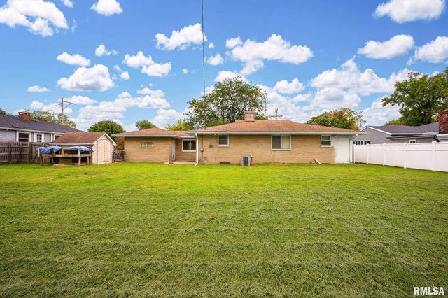 705 S 1ST Avenue, Morton, IL 61550