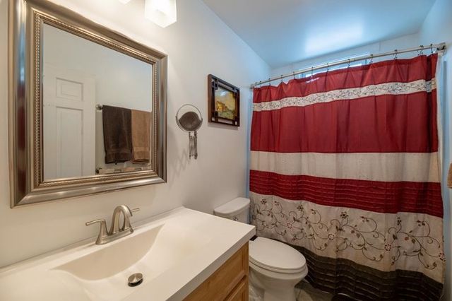 141 Hillvale Road, Manchester, VT 05255