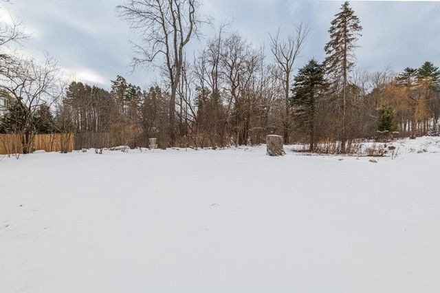 141 Hillvale Road, Manchester, VT 05255