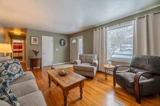 141 Hillvale Road, Manchester, VT 05255