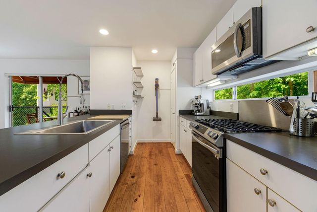 824 Ruthven Street, Houston, TX 77019