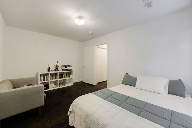 824 Ruthven Street, Houston, TX 77019