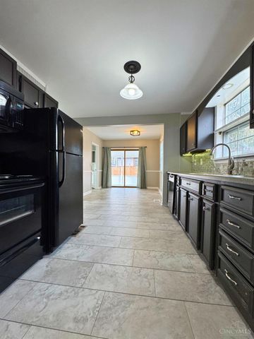 107 Parkview Street, Lebanon, OH 45036