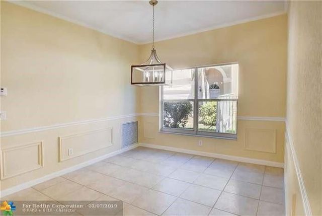 5874 NW 49th Ln, Coconut Creek, FL 33073