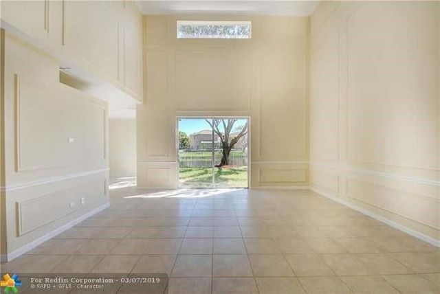 5874 NW 49th Ln, Coconut Creek, FL 33073