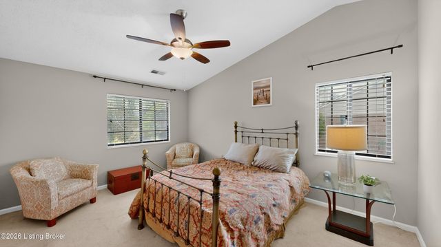 401 Creason Ct 208, Louisville, KY 40223