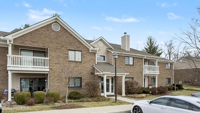 401 Creason Ct 208, Louisville, KY 40223