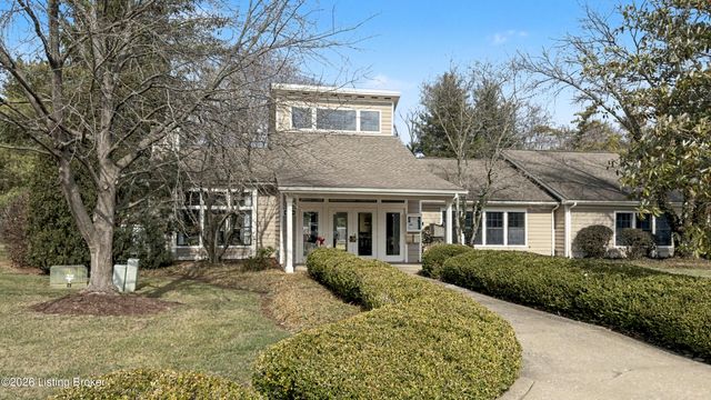401 Creason Ct 208, Louisville, KY 40223