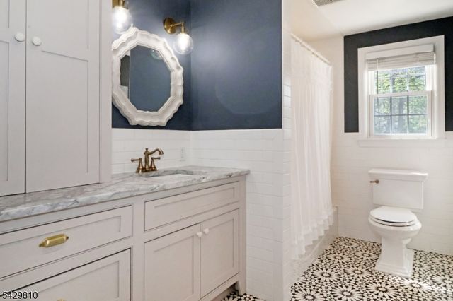 96 Lessing Rd, West Orange Twp., NJ 07052