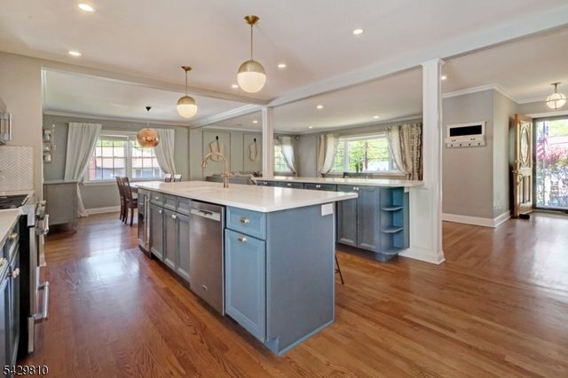 96 Lessing Rd, West Orange Twp., NJ 07052