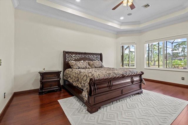 8048 Links Way, Port St Lucie, FL 34986