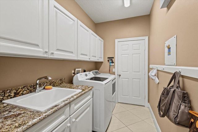 8048 Links Way, Port St Lucie, FL 34986