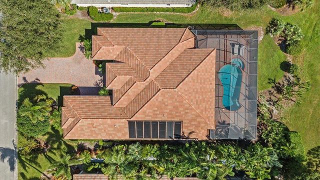 8048 Links Way, Port St Lucie, FL 34986