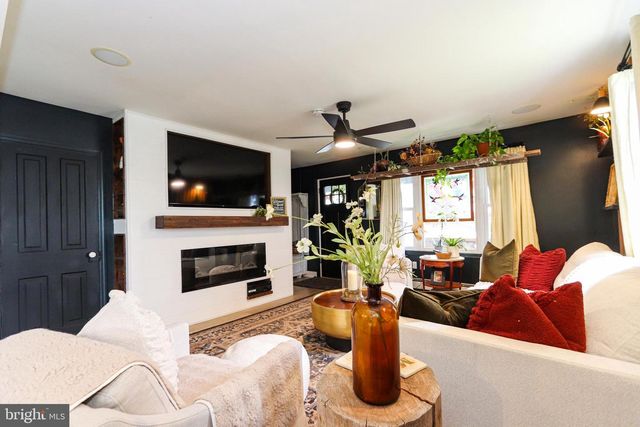 305 PROSPECT AVE, Duncannon, PA 17020