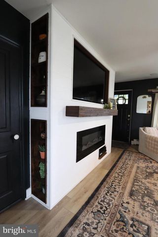 305 PROSPECT AVE, Duncannon, PA 17020