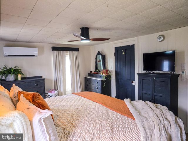 305 PROSPECT AVE, Duncannon, PA 17020