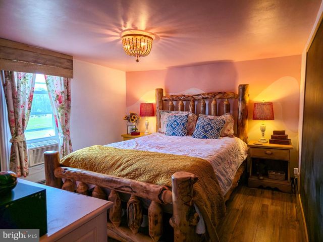 305 PROSPECT AVE, Duncannon, PA 17020