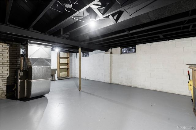 610 W Austin Avenue, Flint, MI 48505