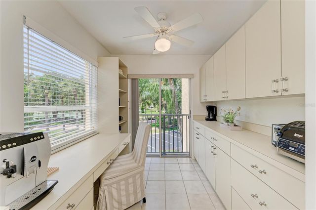 8625 MIDNIGHT PASS ROAD 208B, Sarasota, FL 34242