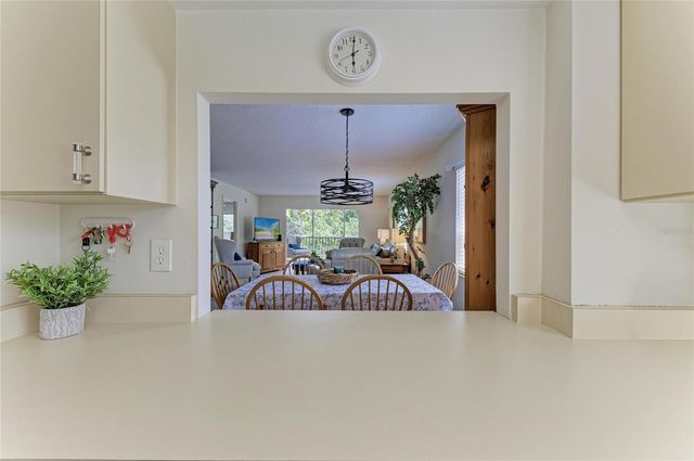8625 MIDNIGHT PASS ROAD 208B, Sarasota, FL 34242