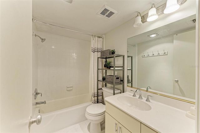 8625 MIDNIGHT PASS ROAD 208B, Sarasota, FL 34242